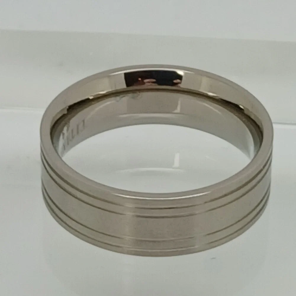 Vintage Titanium 7mm Grooved Band Ring Size 9 Brushed Silver Y2K New Old Stock